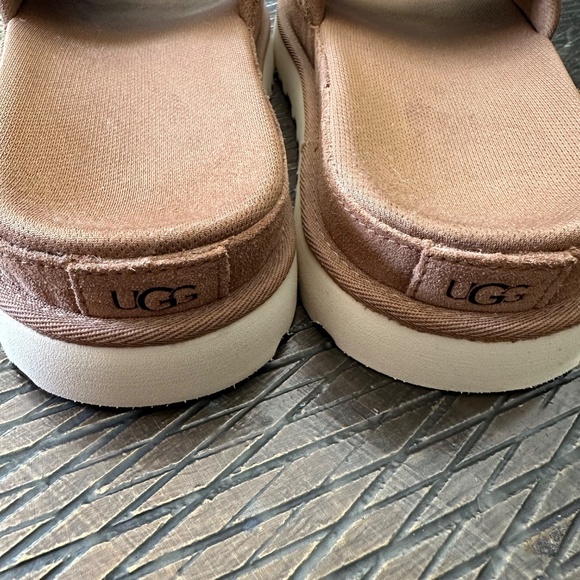 UGG Laton Slide 8.5 NWOT - Picture 3 of 8